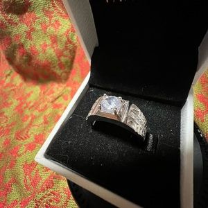 Men’s diamond ring